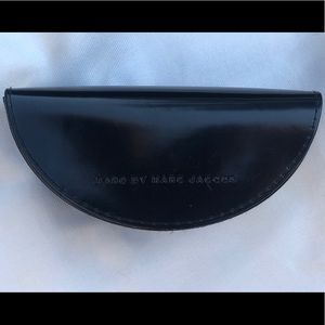 Sunglasses case